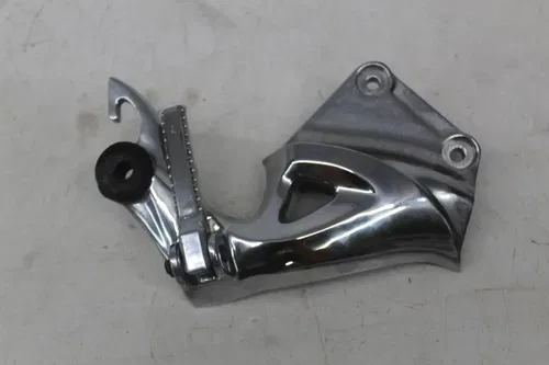 08-21 SUZUKI HAYABUSA CHROME RIGHT REAR BACK PASSENGER PEG