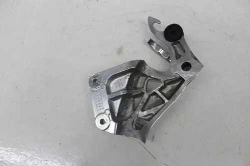08-21 SUZUKI HAYABUSA CHROME RIGHT REAR BACK PASSENGER PEG