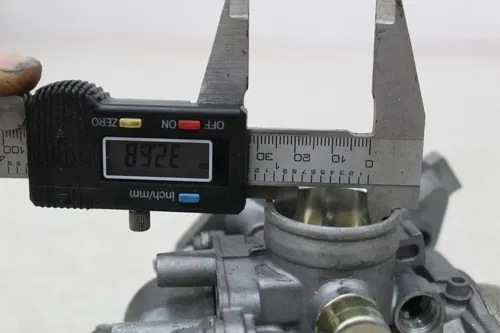 ATV FOUR WHEELER GENERIC CARB CARBURETOR ( INTAKE DIAMETER 32.68MM )