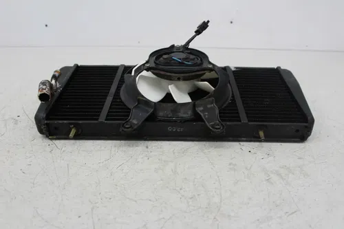 99-01 TRIUMPH 955I SPRINT ENGINE COOLER COOLING RADIATOR FAN (DESRIPTION)