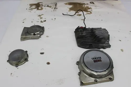 83-85 YAMAHA VENTURE ROYALE XVZ1200D CLUTCH COVER OIL PAN STATOR COVER