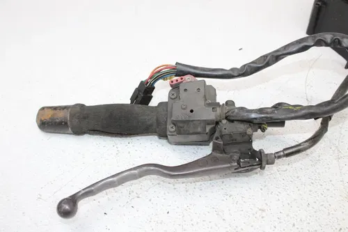 1984 KAWASAKI GPZ1100 LEFT CLIP ON HANDLE HORN SIGNALS SWITCH W/ SPROCKET COVER