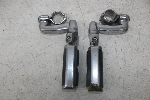 00-06 HARLEY-DAVIDSON ELECTRA GLIDE FLHTCUI FRONT HIGHWAY FOOT PEGS PAIR (READ)