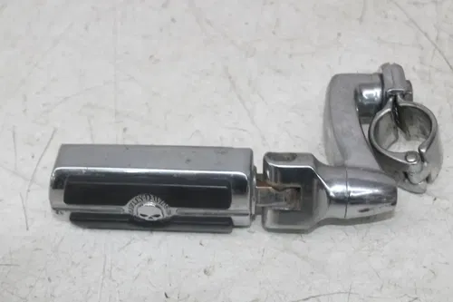 00-06 HARLEY-DAVIDSON ELECTRA GLIDE FLHTCUI FRONT HIGHWAY FOOT PEGS PAIR (READ)