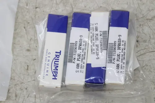 09-20 TRIUMPH THUNDERBIRD 1600 COMMANDER ENGINE MOTOR SERVICE KIT OIL FILTER