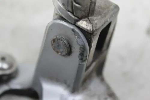 06-07 SUZUKI GSXR750 LEFT REARSET REAR SET DRIVER FOOT PEG REST STOP
