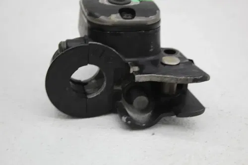 00-06 HARLEY-DAVIDSON ROAD KING CLASSIC FLHRCI FRONT BRAKE MASTER CYLINDER