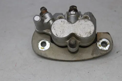 16 Can-am Commander 800r Xt right rear Brake Caliper w/ mount
