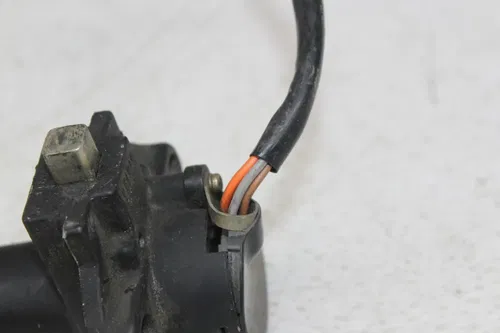 81-82 SUZUKI GS650E IGNITION LOCK W KEY