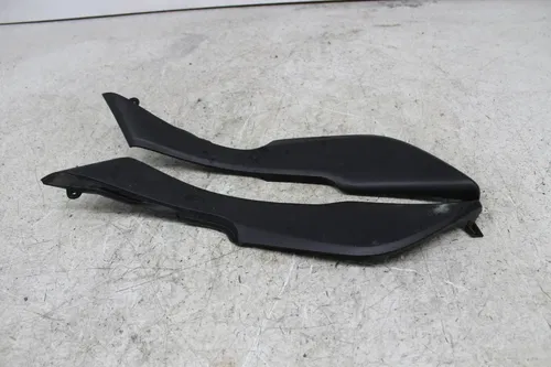 2015 KAWASAKI VERSYS 650 KLE650D ABS RIGHT LEFT FRONT SIDE SEAT PANELS TRIMS