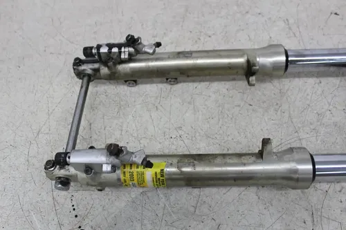 86-87 YAMAHA FJ1200 FRONT END FORKS TRIPLE TREE CLAMP FORK TUBES