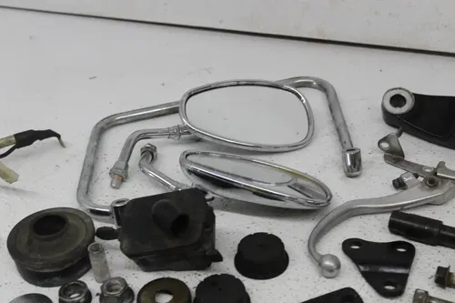 1999 YAMAHA V STAR 1100 XVS1100 CUSTOM PARTS AND HARDWARE NUTS BOLTS