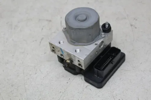 19 POLARIS SLINGSHOT SL ABS PUMP UNIT MODULE