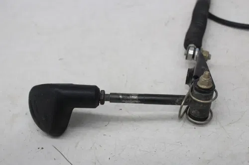 16 Can-am Commander 800r Xt Shifter Shift Lever Handle w/ cable