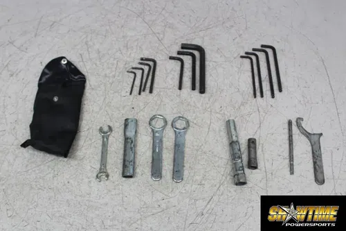 05-09 SUZUKI BOULEVARD M50B STOCK TOOLS OEM TOOL BAG KIT SET