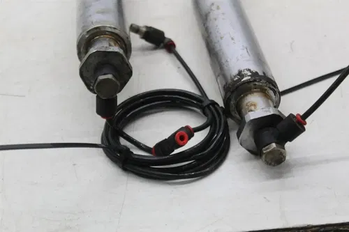 1999 HARLEY DAVIDSON FLHT ELECTRA GLIDE FRONT END FORK FORKS SUSPENSION (READ)