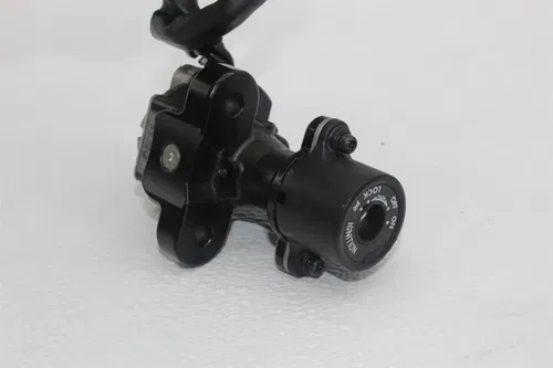 17-23 SUZUKI GSXR1000 IGNITON GAS CAP KEY SEAT LOCK SET