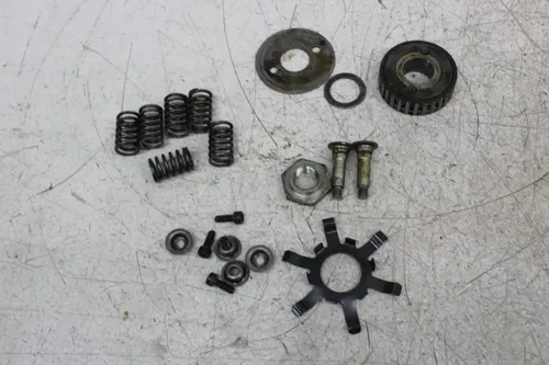83 KAWASAKI GPZ750 ZX750A CLUTCH BASKET HUB