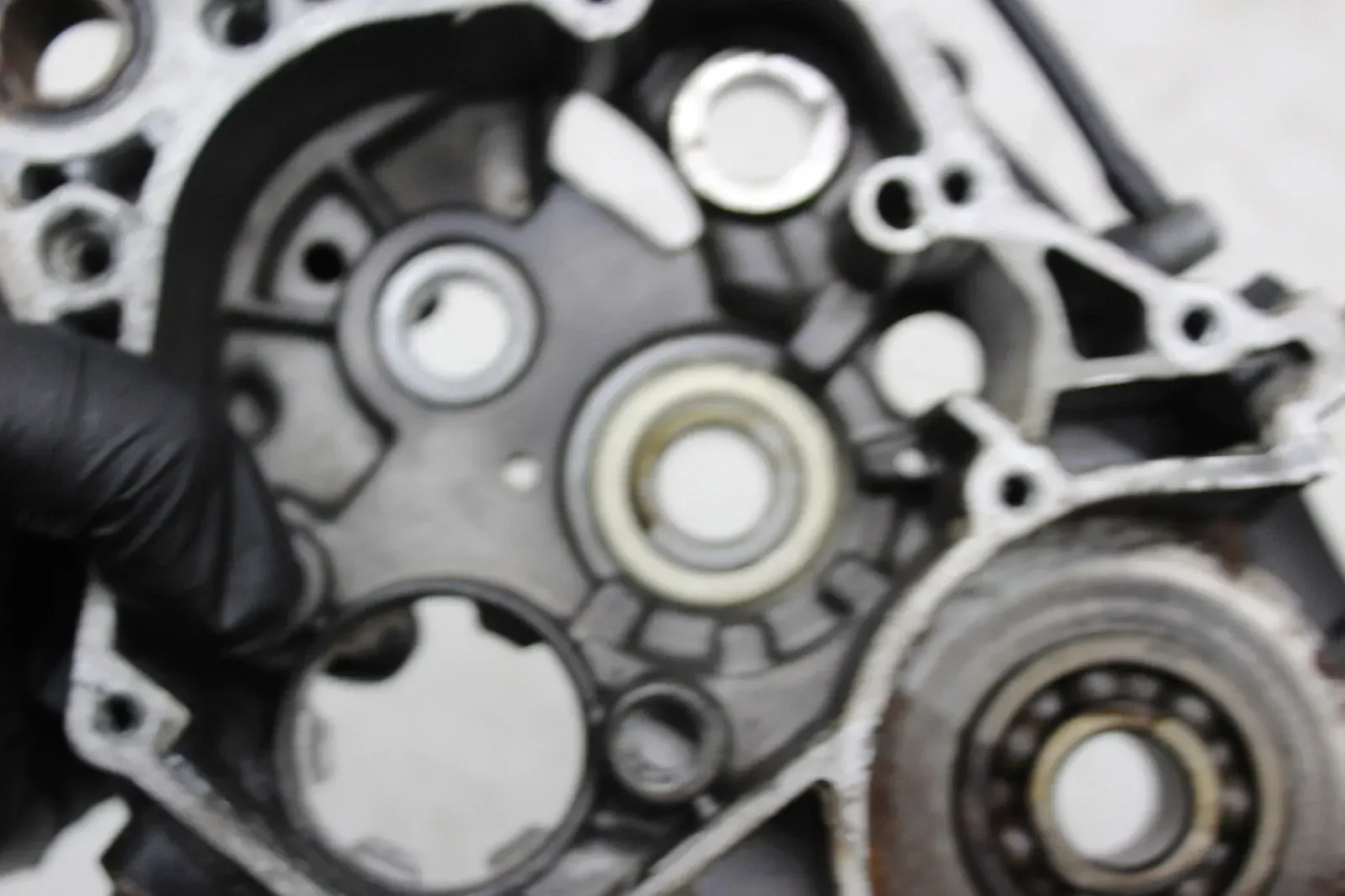 1980 YAMAHA YZ125 ENGINE MOTOR CRANKCASE CRANK CASES BLOCK