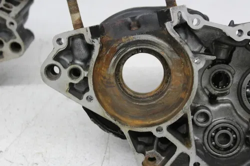1980 YAMAHA YZ125 ENGINE MOTOR CRANKCASE CRANK CASES BLOCK
