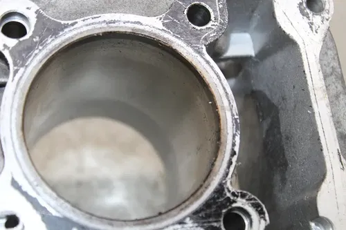 04 VESPA ET4 M198F ENGINE MOTOR CYINDER JUG BARREL W/ PISTON