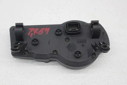 04-05 SUZUKI GSXR600 GSXR 600 SPEEDO TACH GAUGES DISPLAY CLUSTER SPEEDOMETER