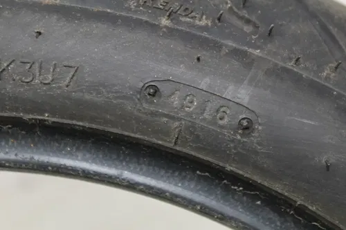 KENDA RETRO ACTIVE 120/80 VB16 M/C (60V) FRONT TIRE (TREAD: 32NDS-4)