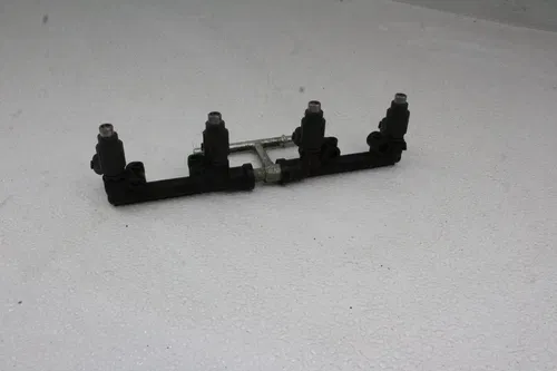 09-12 KAWASAKI NINJA ZX6R FUEL INJECTOR RAIL SET