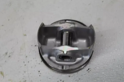 08 CAN-AM SPYDER GS 990 ENGINE MOTOR CYLINDER PISTON JUG