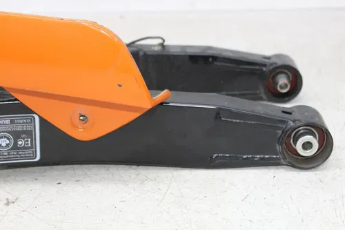 12 CAN-AM SPYDER RS REAR SWINGARM BACK SUSPENSION SWING ARM