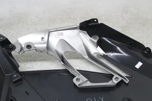 19 KAWASAKI NINJA 400 EX400 LEFT MID UPPER SIDE FAIRING COWL PLASTIC