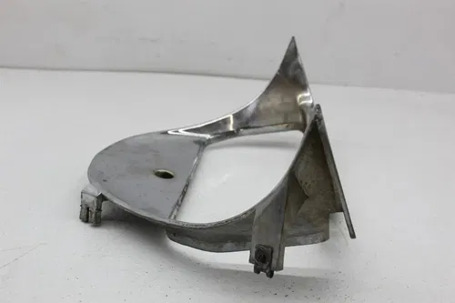 01-07 SUZUKI HAYABUSA FRONT LOWER INNER FAIRING V COWL