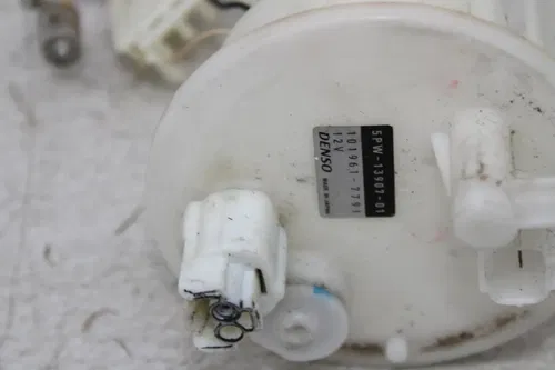 03-05 YAMAHA YZF R6 FUEL PUMP GAS PETROL SENDER UNIT