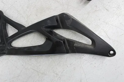 09-16 BMW K1300S K1300 REAR BACK PASSENGER PEG SET PAIR