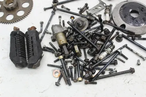 88-00 SUZUKI GS500 E PARTS HARDWARE NUTS BOLTS UPPER TREE PEG COVER