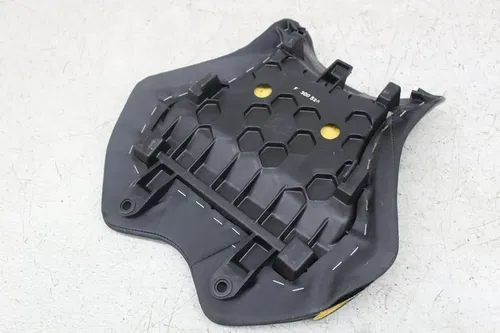 17-20 YAMAHA YZF R6 FRONT DRIVERS SEAT PAD SADDLE PILLION (SEE DESCP)