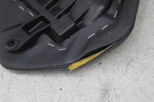 17-20 YAMAHA YZF R6 FRONT DRIVERS SEAT PAD SADDLE PILLION (SEE DESCP)