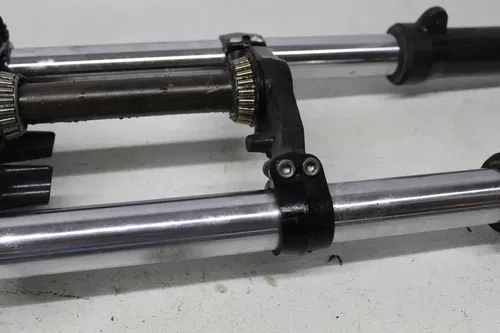 95-97 KAWASAKI GPZ1100 FRONT END FORKS TRIPLE TREE CLAMP FORK TUBES