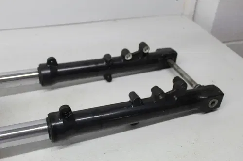 95-97 KAWASAKI GPZ1100 FRONT END FORKS TRIPLE TREE CLAMP FORK TUBES