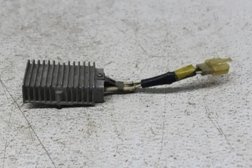 93-94 HONDA CBR900RR RECTIFIER VOLTAGE REGULATOR