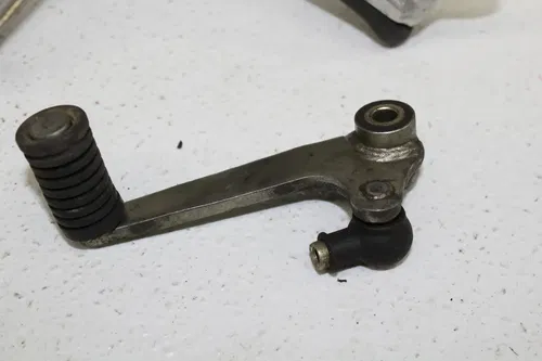 1987-1990 HONDA CBR600F LEFT REARSET REAR SET FOOT PEG W SHIFTER