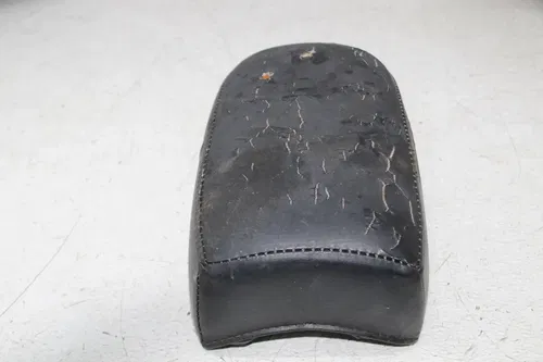 74 HARLEY-DAVIDSON SPORTSTER IRONHEAD 1000 REAR BACK PASSENGER SEAT PAD (READ)