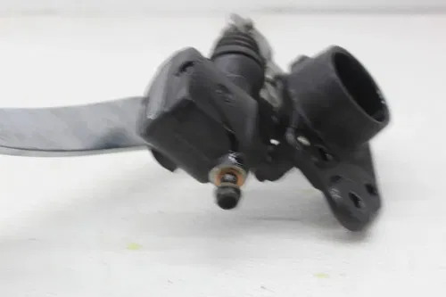 07-11 HARLEY-DAVIDSON ELECTRA GLIDE ULTRA CLASSIC FLHTCU REAR BACK BRAKE MASTER