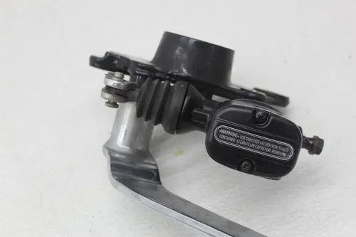 07-11 HARLEY-DAVIDSON ELECTRA GLIDE ULTRA CLASSIC FLHTCU REAR BACK BRAKE MASTER