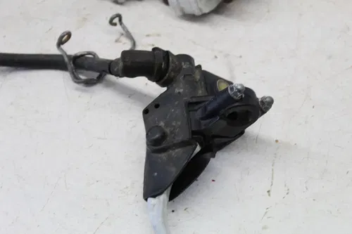 99 KAWASAKI MOJAVE 250 LEFT RIGHT FRONT BRAKE CALIPERS PAIR FRONT MASTER W LEVER
