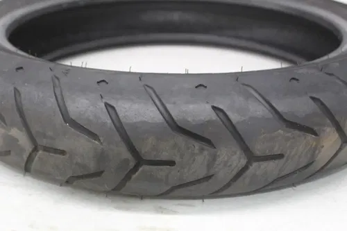 harley davidson dunlop d408f 130/70b18 m/c 63h front tire (tread:4/32nds)