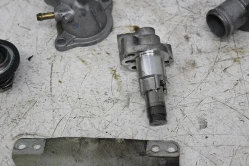 09-11 SUZUKI GSXR1000 ENGINE MOTOR PARTS AND HARDWARE NUTS BOLTS GEARS
