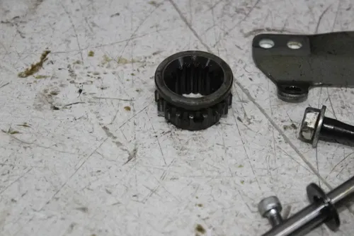 09-11 SUZUKI GSXR1000 ENGINE MOTOR PARTS AND HARDWARE NUTS BOLTS GEARS