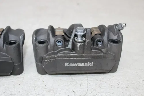 19 KAWASAKI NINJA 1000 RIGHT LEFT FRONT BRAKE CALIPER SET PAIR CALIPERS