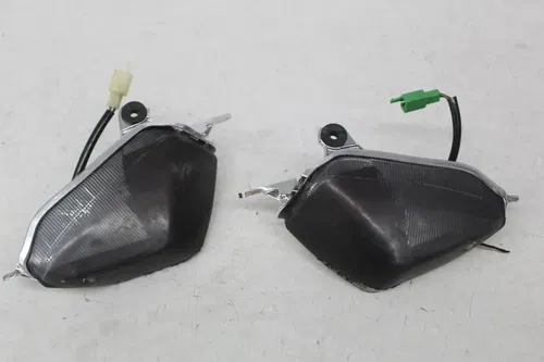 07-11 Kawasaki Ninja Zx14 Rear Left Right Turn Signals Light Indicators (read)